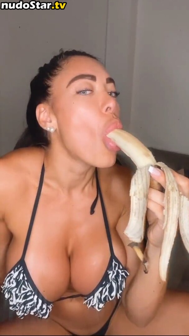 Pamela Pombo / pamelapombo / pamepombo / yopamelapombo Nude OnlyFans Leaked Photo #3