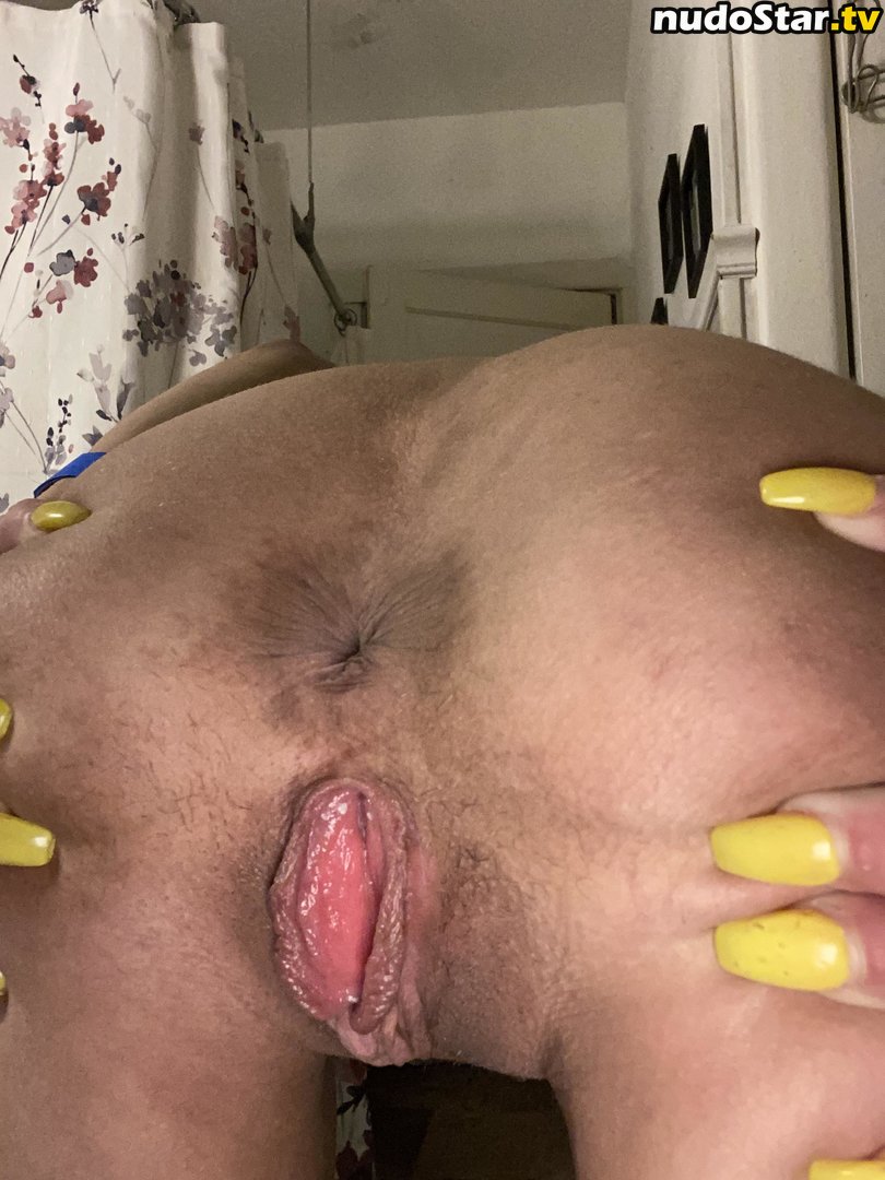 Petitefreak13 / nadiafreaky13 Nude OnlyFans Leaked Photo #7