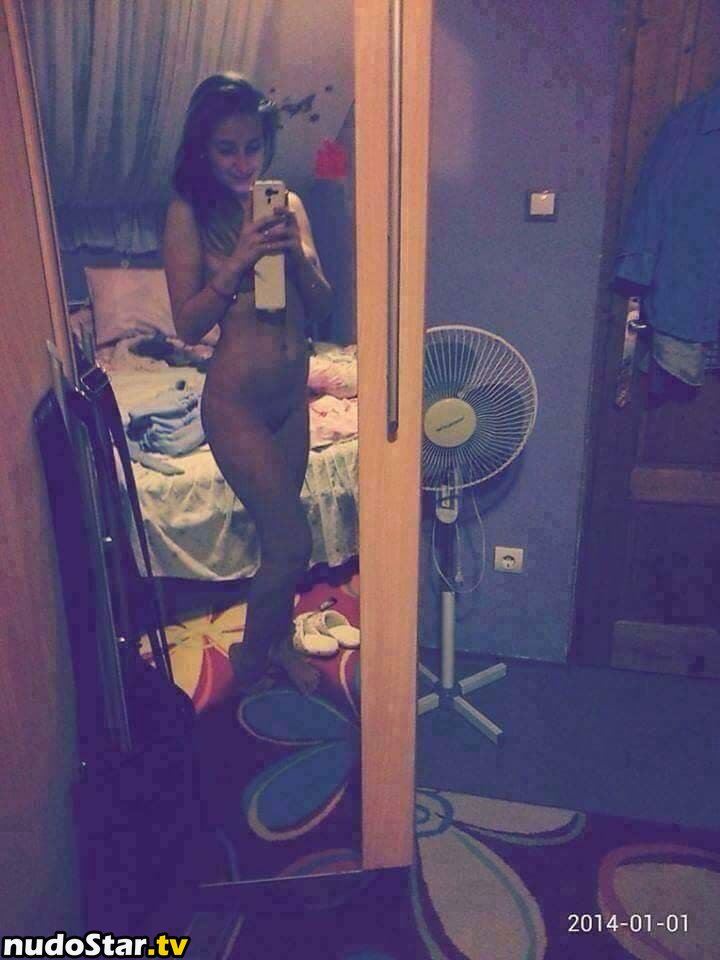 amator_csajok / f.lillaa / petratimea Nude OnlyFans Leaked Photo #120