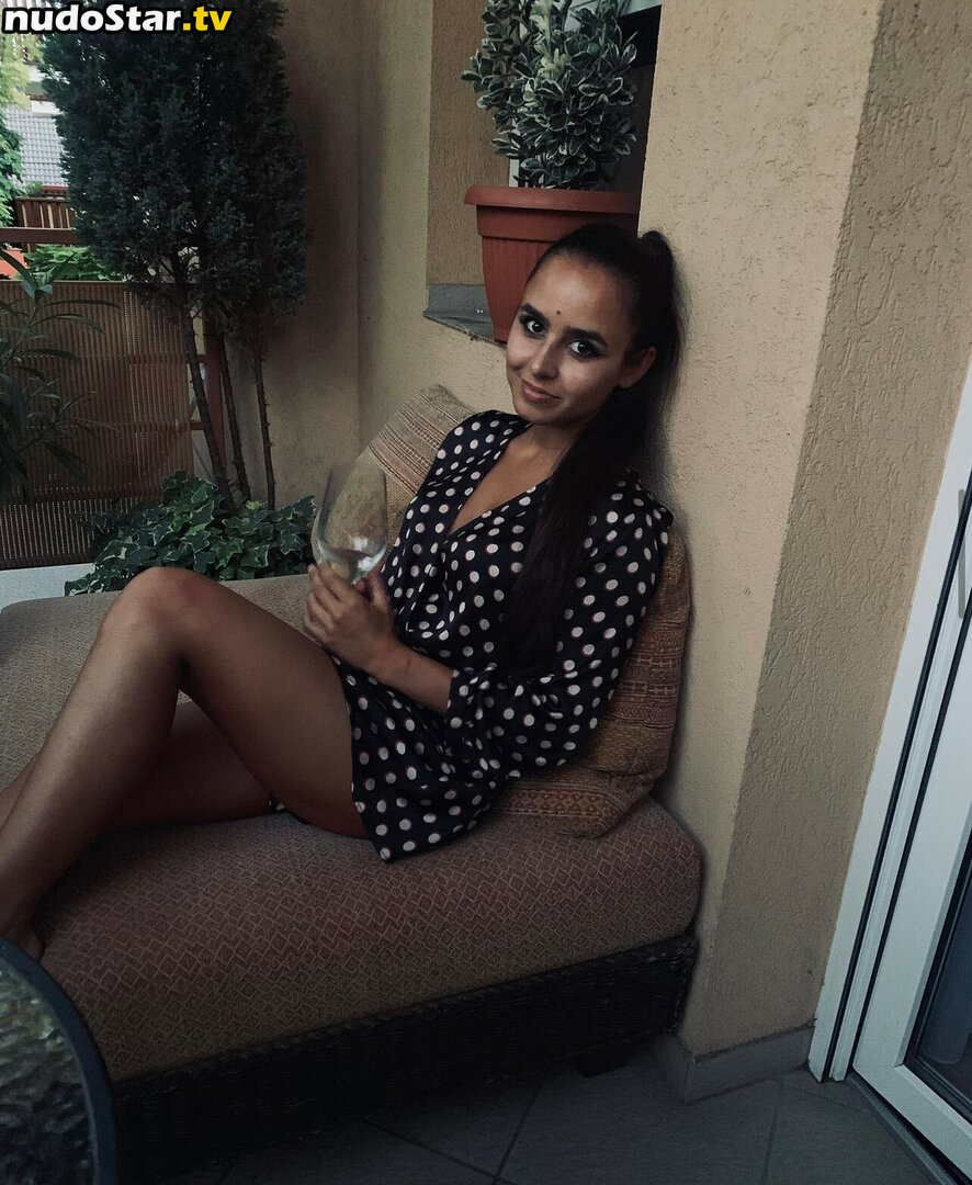 amator_csajok / f.lillaa / petratimea Nude OnlyFans Leaked Photo #2591