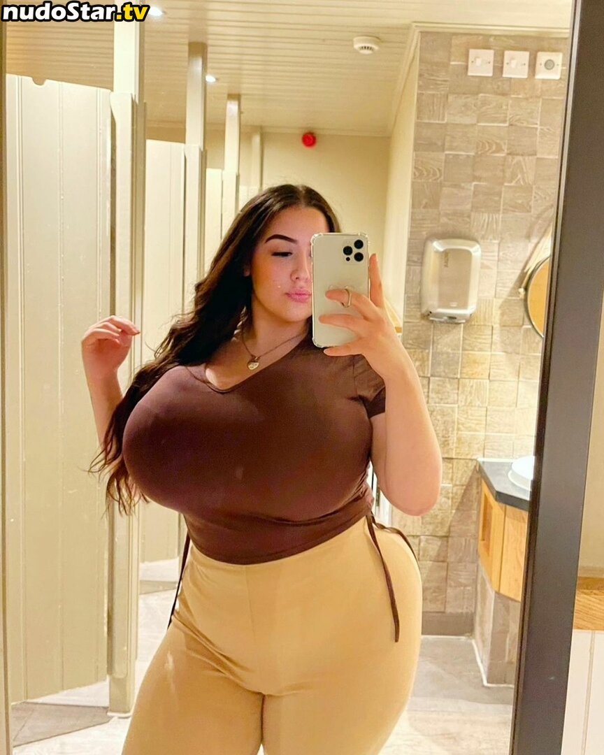 Busty Turkish / Pettiana | Cypriotmami / cypriotmami Nude OnlyFans Leaked Photo #1