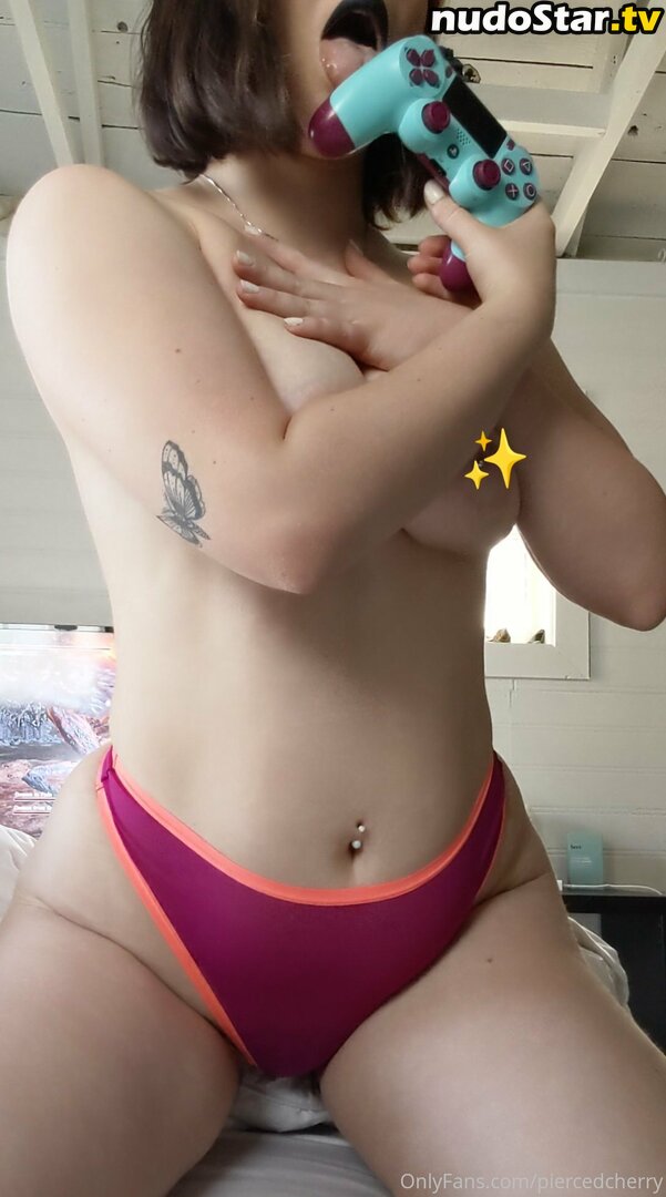 piercedcherry Nude OnlyFans Leaked Photo #27