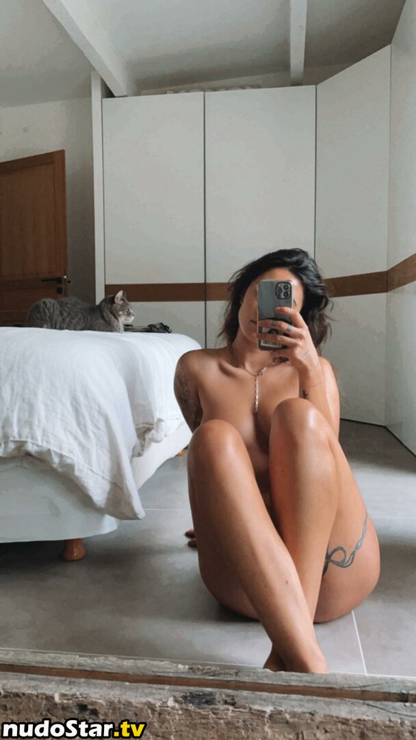 Poetiquegirl Nude OnlyFans Leaked Photo #54