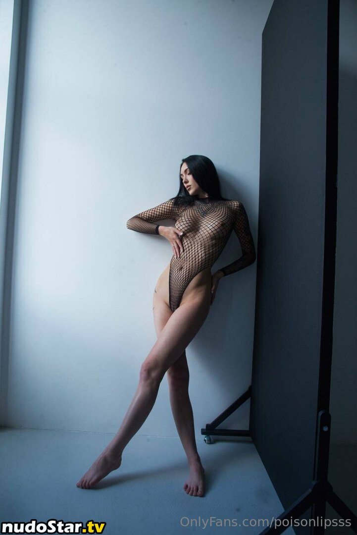 Veronika Batrak / _Poison.lips_ / poisonlipsss Nude OnlyFans Leaked Photo #5