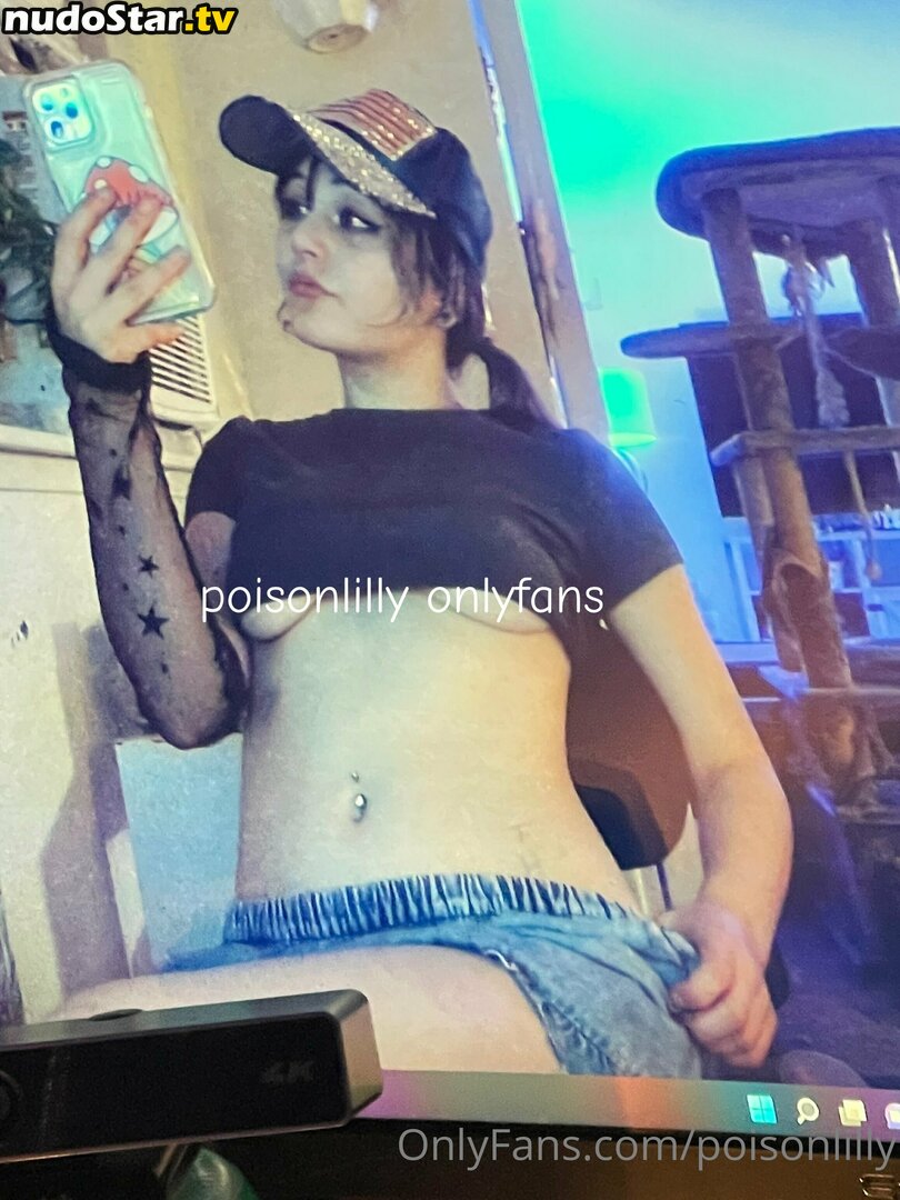 poison_lilly_ / poisonlilly Nude OnlyFans Leaked Photo #30