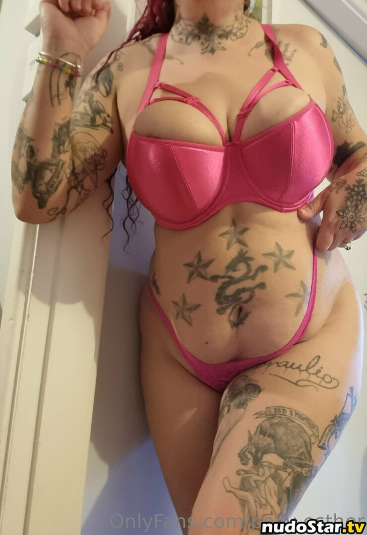 polly-esther / pollyandesther Nude OnlyFans Leaked Photo #86