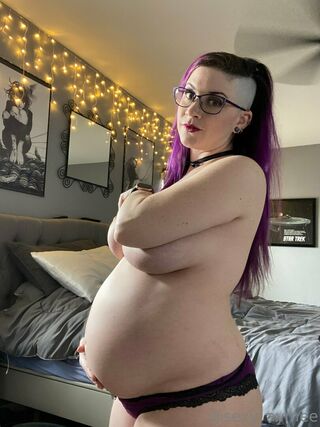 pregnant_aymee