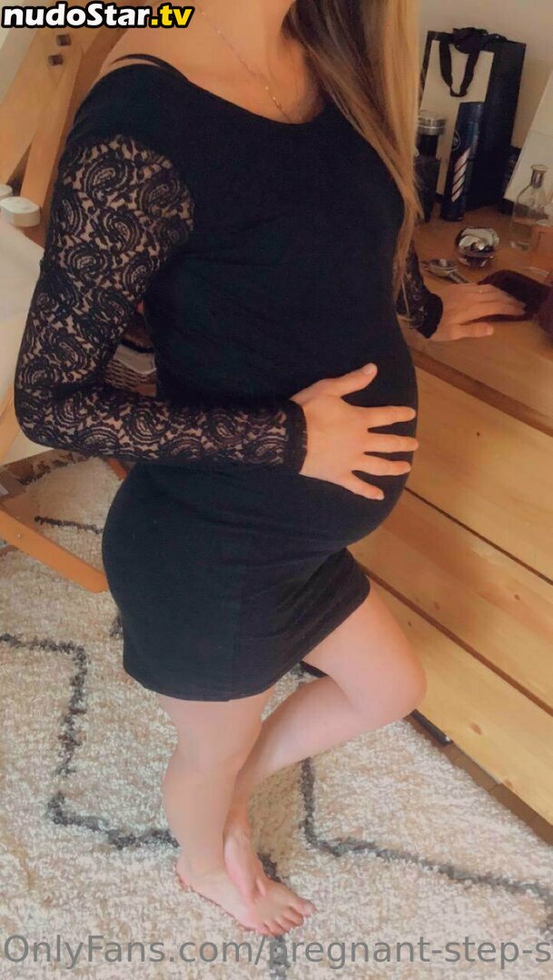 lillyjbennett / pregnant-step-sister Nude OnlyFans Leaked Photo #70