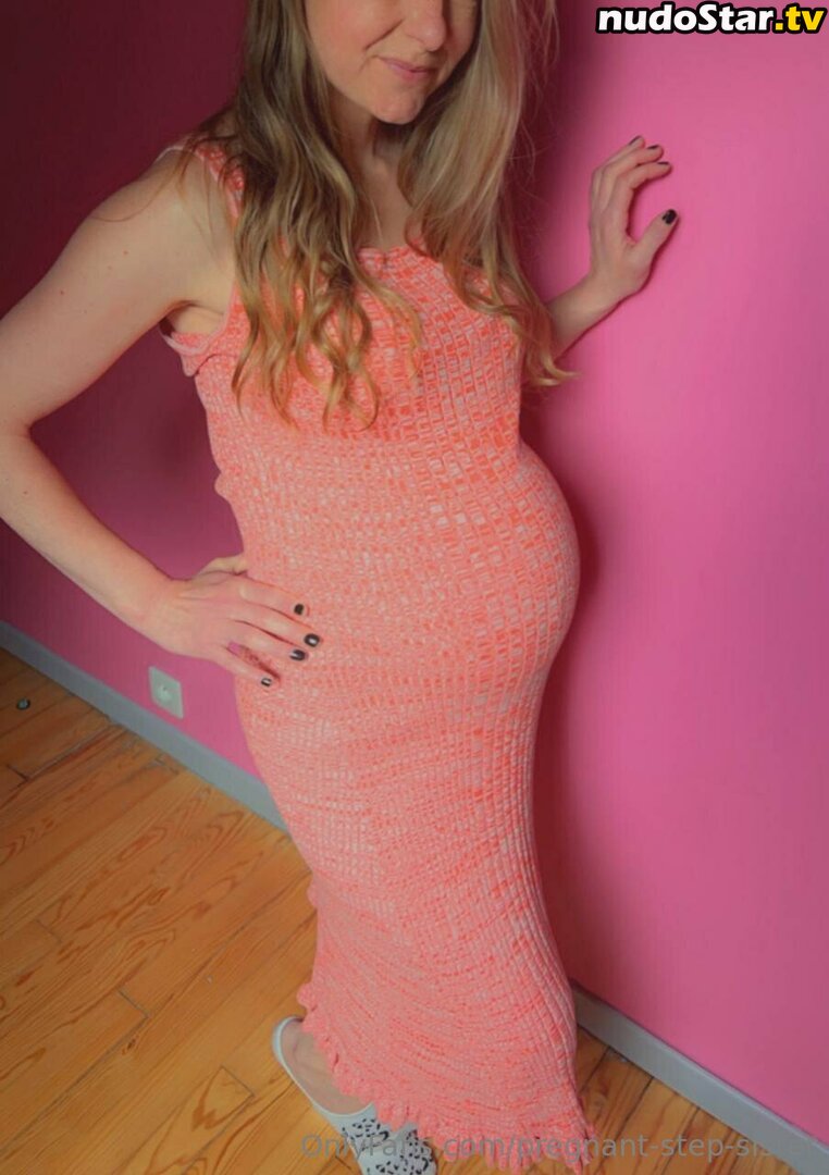 lillyjbennett / pregnant-step-sister Nude OnlyFans Leaked Photo #226