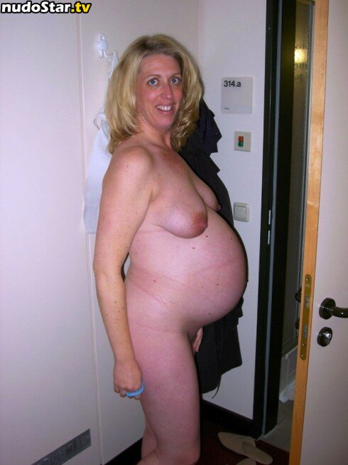 Pregnant Women / cute_pregnancy / preggomilky Nude OnlyFans Leaked Photo #11