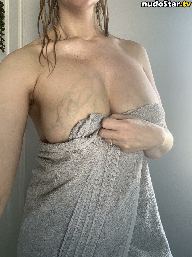 PregnantDaisy / daisy_wood_davis / preggodaisy Nude OnlyFans Leaked Photo #1