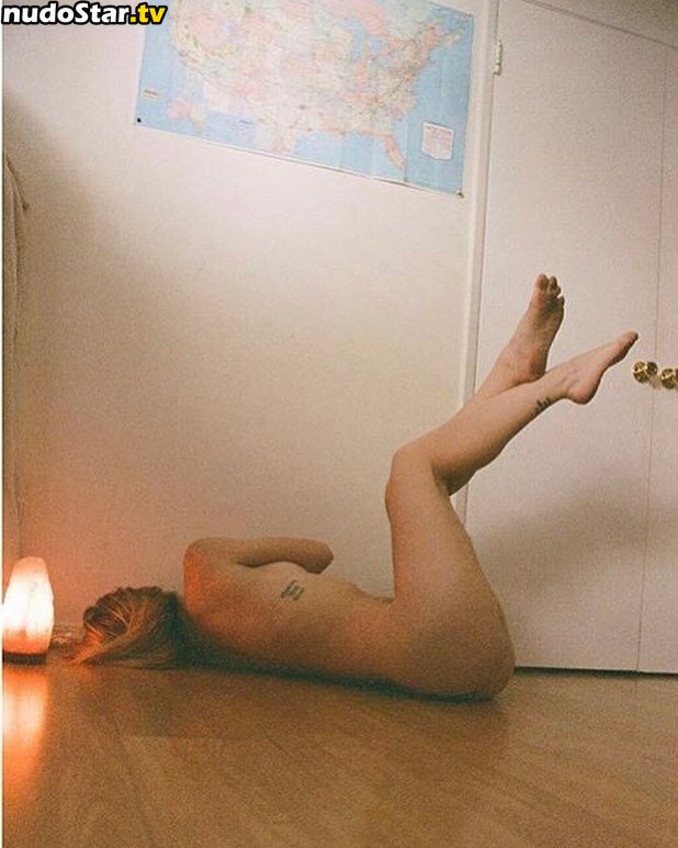 Prettiestplease / moopsluvr Nude OnlyFans Leaked Photo #8