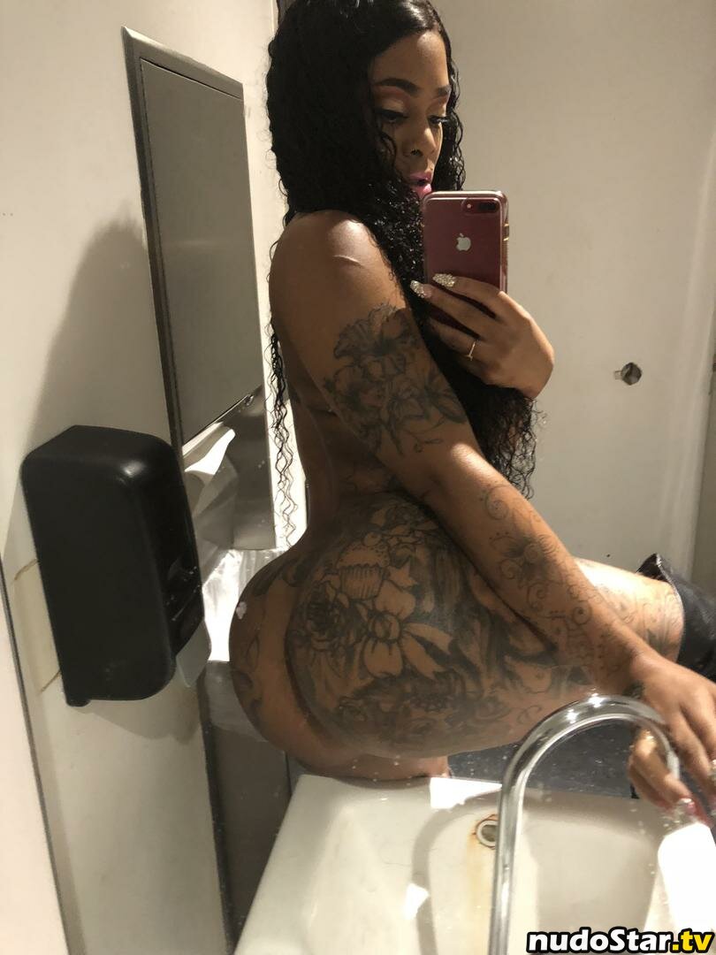 PrettyKezzy202 Nude OnlyFans Leaked Photo #9