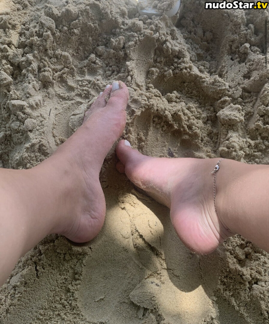 Prii Feet / amorafeet / jenniferfeet / prii_feet Nude OnlyFans Leaked Photo #60