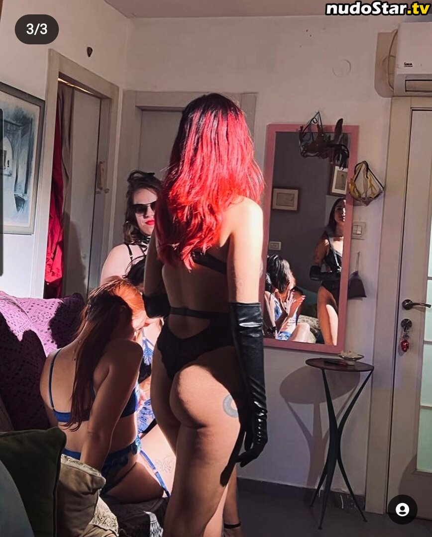 queen.red5 Nude OnlyFans Leaked Photo #4