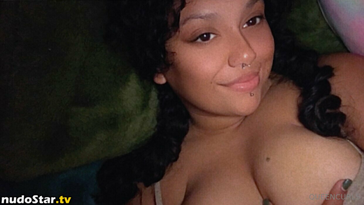 QueenCurls / queencurlsofficial / satanicurls Nude OnlyFans Leaked Photo #47