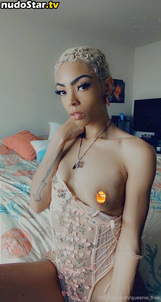 queenie_free / queenie_wyk Nude OnlyFans Leaked Photo #8