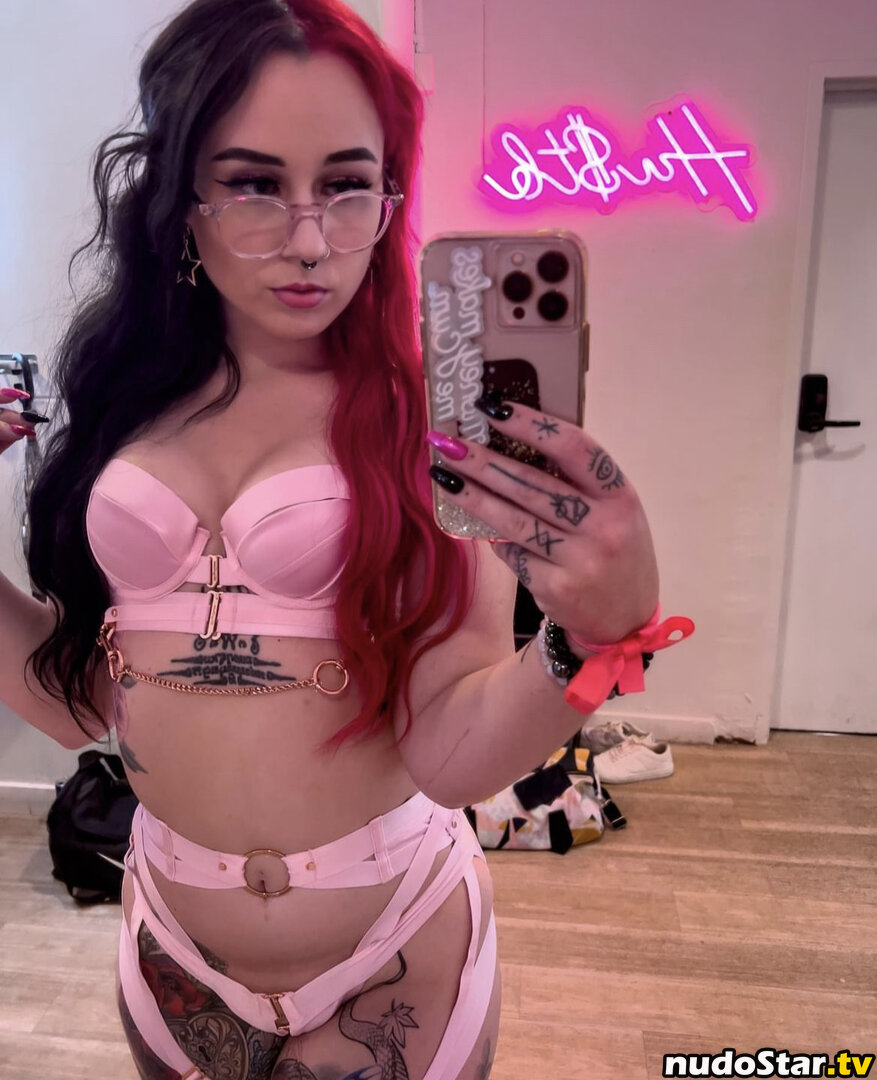 queenofhe11.23 Nude OnlyFans Leaked Photo #1