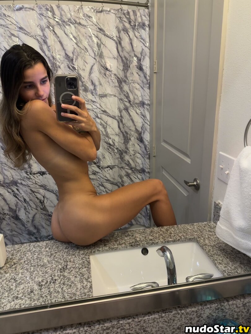 Quellyxo / Racquel / quellyxoxo Nude OnlyFans Leaked Photo #46