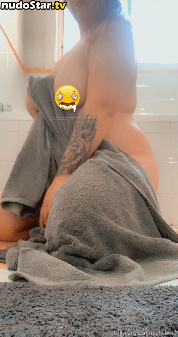 raebabe11 / raebabeee_ Nude OnlyFans Leaked Photo #15
