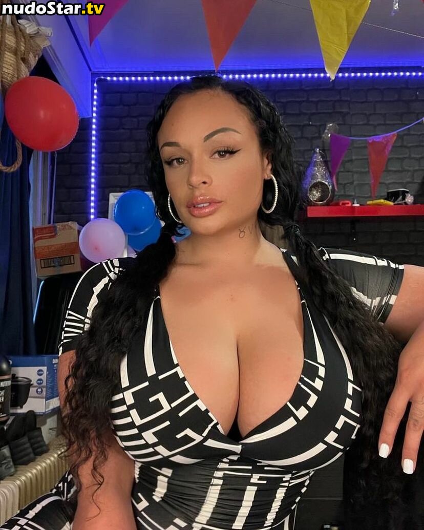 Real April / therealmizapril Nude OnlyFans Leaked Photo #29
