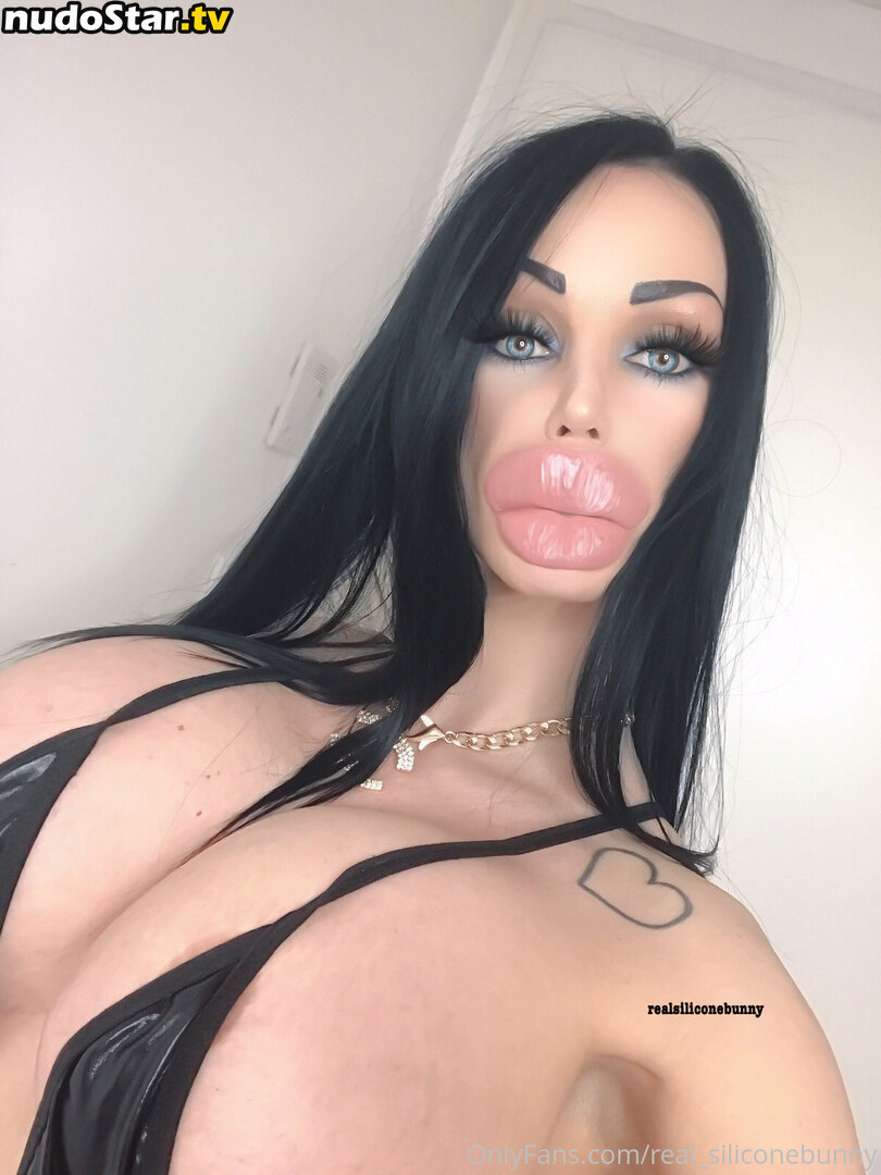 real_siliconebunny / realsilliconebunny Nude OnlyFans Leaked Photo #69