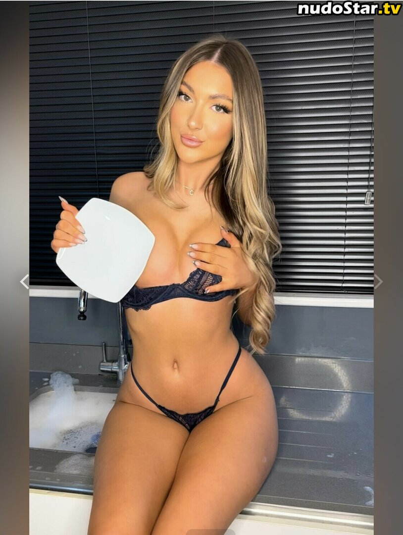 realchloeehill / realchloehill Nude OnlyFans Leaked Photo #21