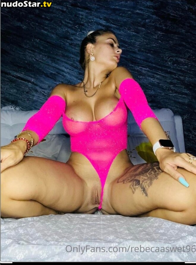 Rebecaaswet96 / rebeccasweet_ Nude OnlyFans Leaked Photo #3