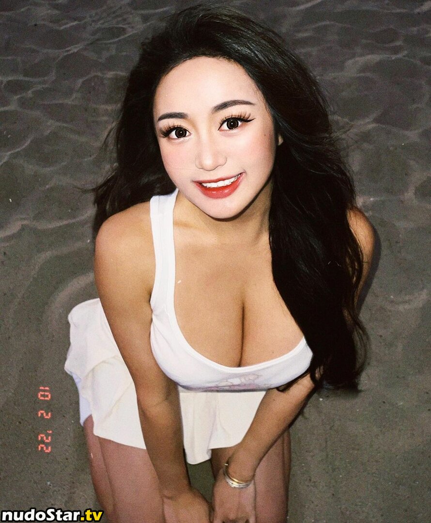 Rebecca Liu / beccabeccaliu / plaguewhore Nude OnlyFans Leaked Photo #55