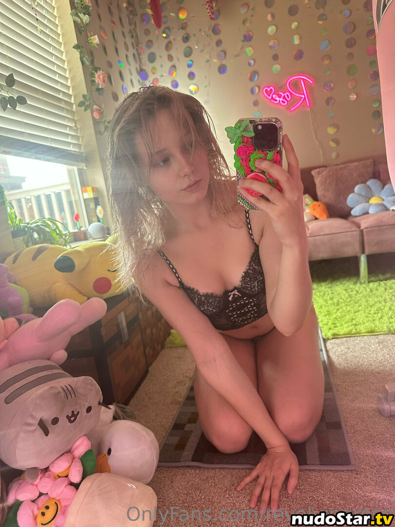 RevolvingRosee / Revolvingrose / revolving_rose Nude OnlyFans Leaked Photo #4