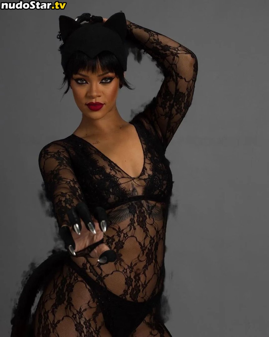 Rihanna / badgalriri Nude OnlyFans Leaked Photo #38