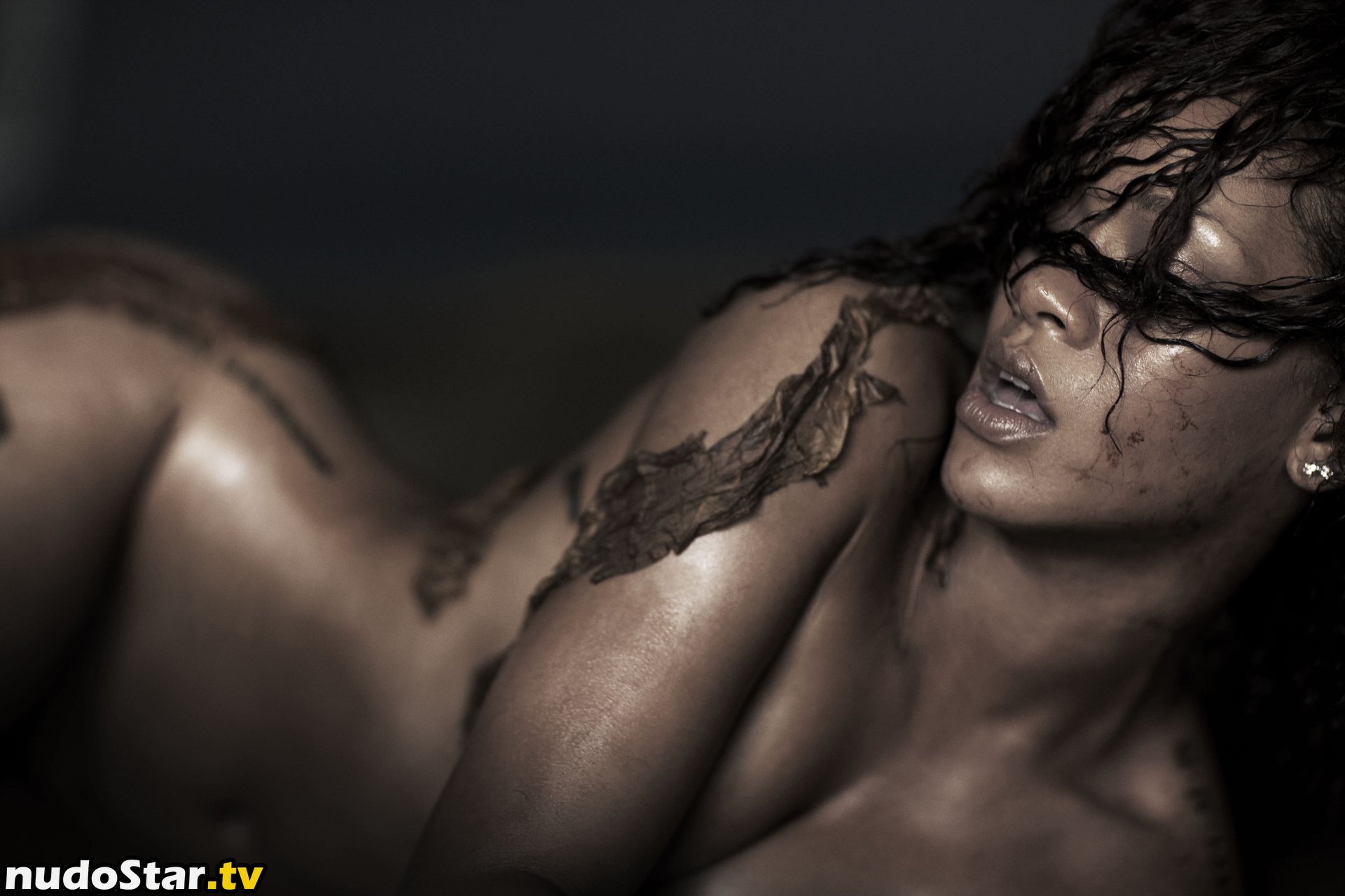 Rihanna / badgalriri Nude OnlyFans Leaked Photo #159