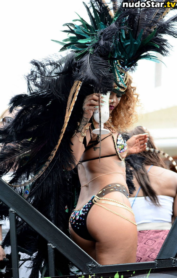 Rihanna / badgalriri Nude OnlyFans Leaked Photo #171