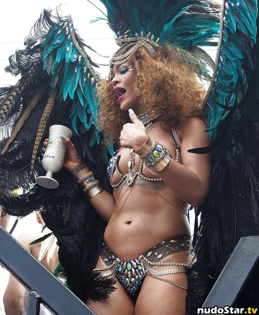 Rihanna / badgalriri Nude OnlyFans Leaked Photo #173
