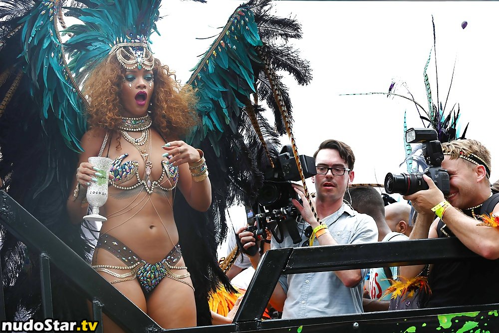 Rihanna / badgalriri Nude OnlyFans Leaked Photo #178