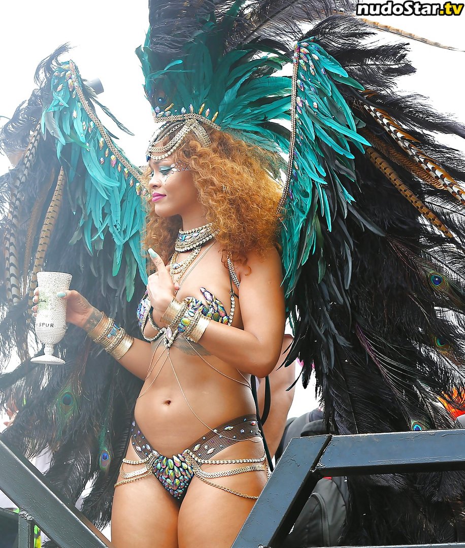 Rihanna / badgalriri Nude OnlyFans Leaked Photo #179
