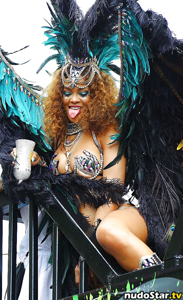 Rihanna / badgalriri Nude OnlyFans Leaked Photo #185