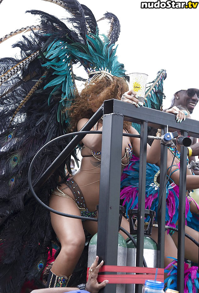 Rihanna / badgalriri Nude OnlyFans Leaked Photo #188
