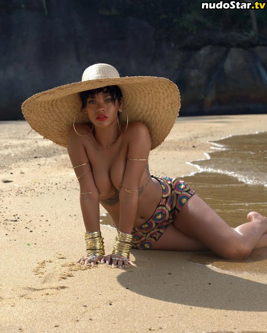 Rihanna / badgalriri Nude OnlyFans Leaked Photo #199
