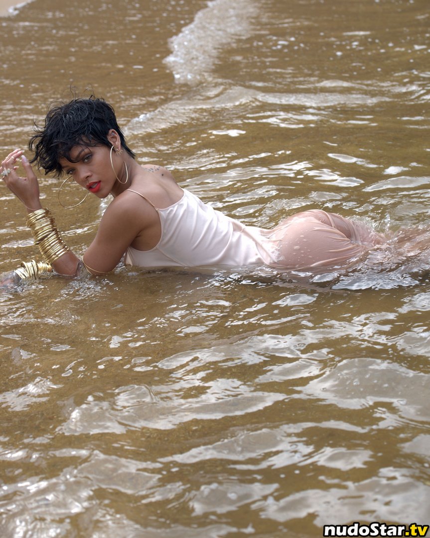 Rihanna / badgalriri Nude OnlyFans Leaked Photo #258