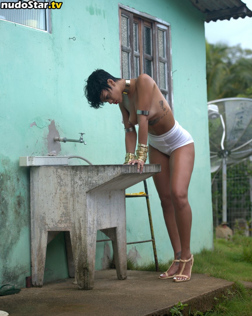 Rihanna / badgalriri Nude OnlyFans Leaked Photo #269