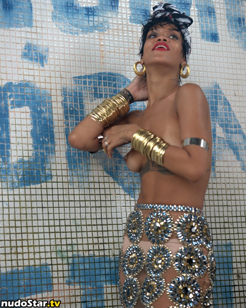 Rihanna / badgalriri Nude OnlyFans Leaked Photo #277