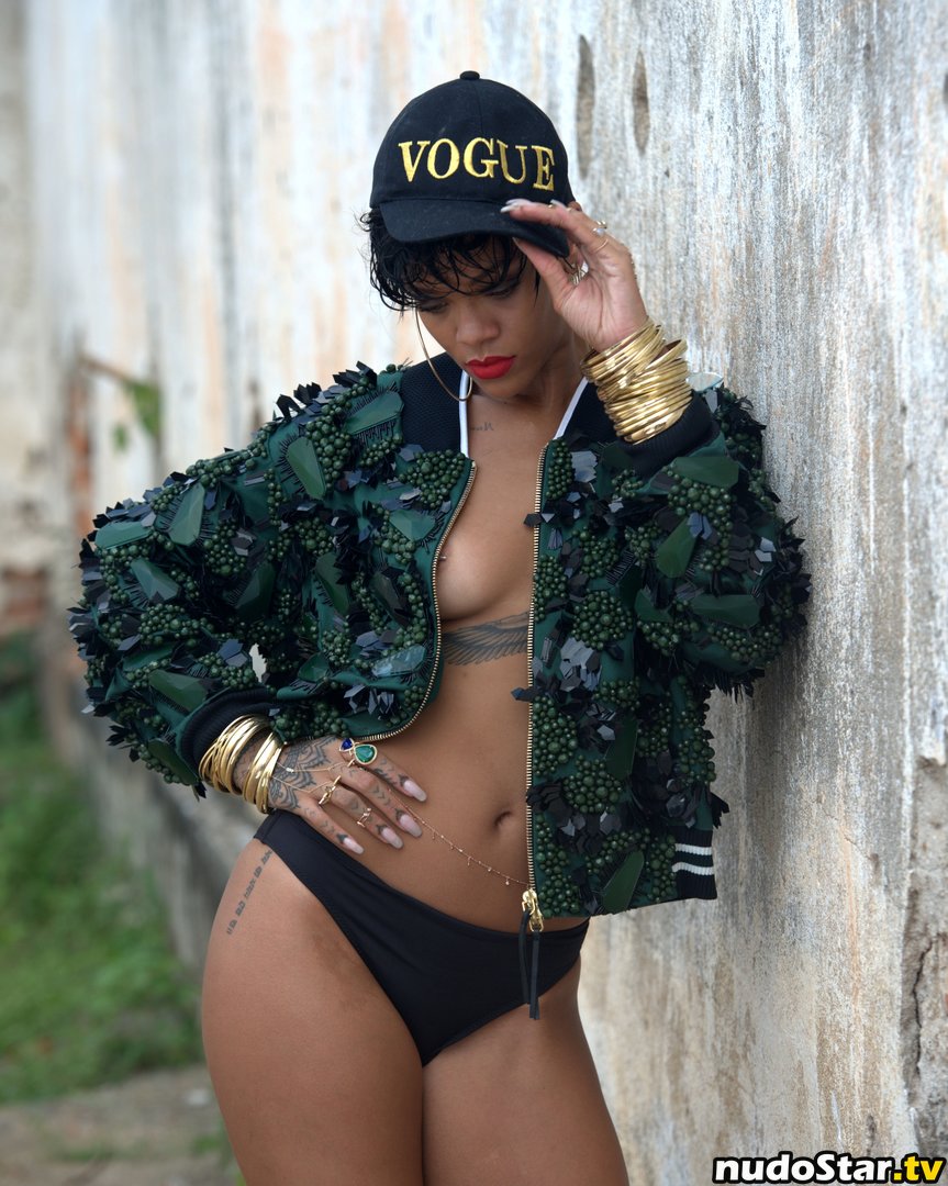 Rihanna / badgalriri Nude OnlyFans Leaked Photo #284