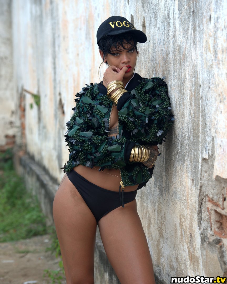 Rihanna / badgalriri Nude OnlyFans Leaked Photo #291