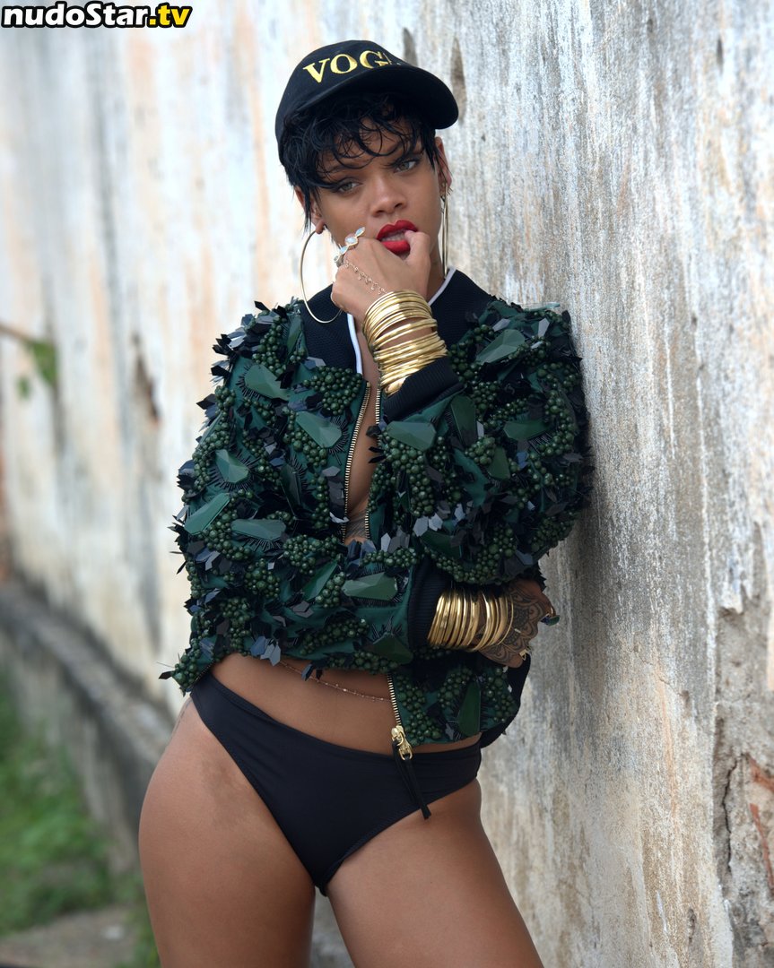 Rihanna / badgalriri Nude OnlyFans Leaked Photo #292