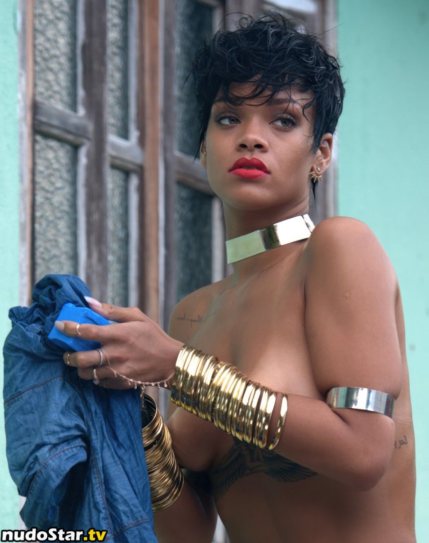 Rihanna / badgalriri Nude OnlyFans Leaked Photo #333