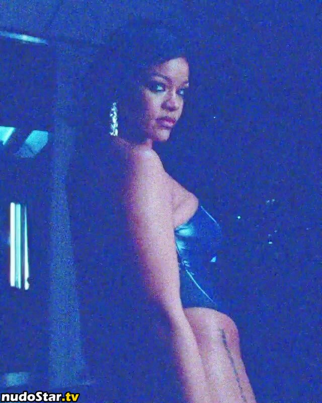 Rihanna / badgalriri Nude OnlyFans Leaked Photo #463