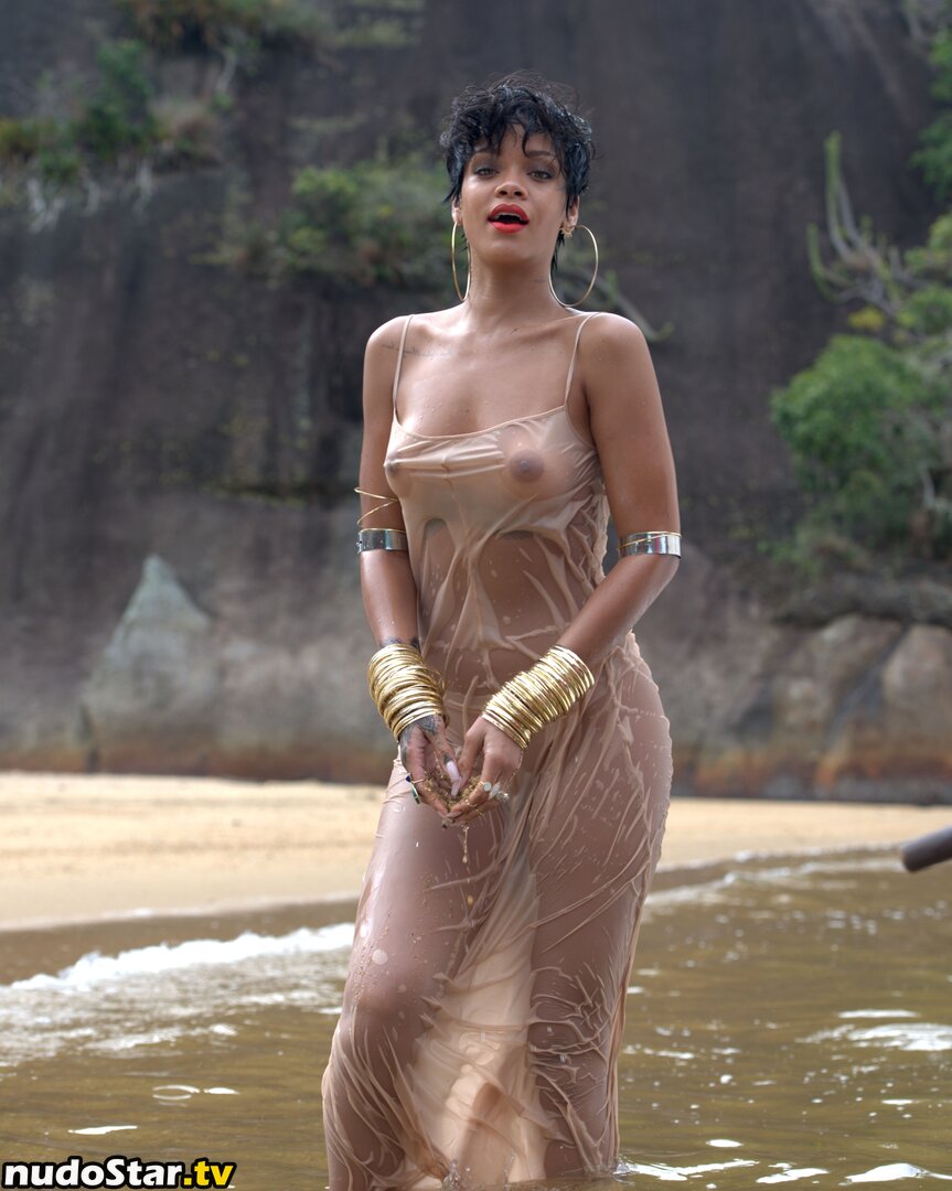 Rihanna / badgalriri Nude OnlyFans Leaked Photo #521