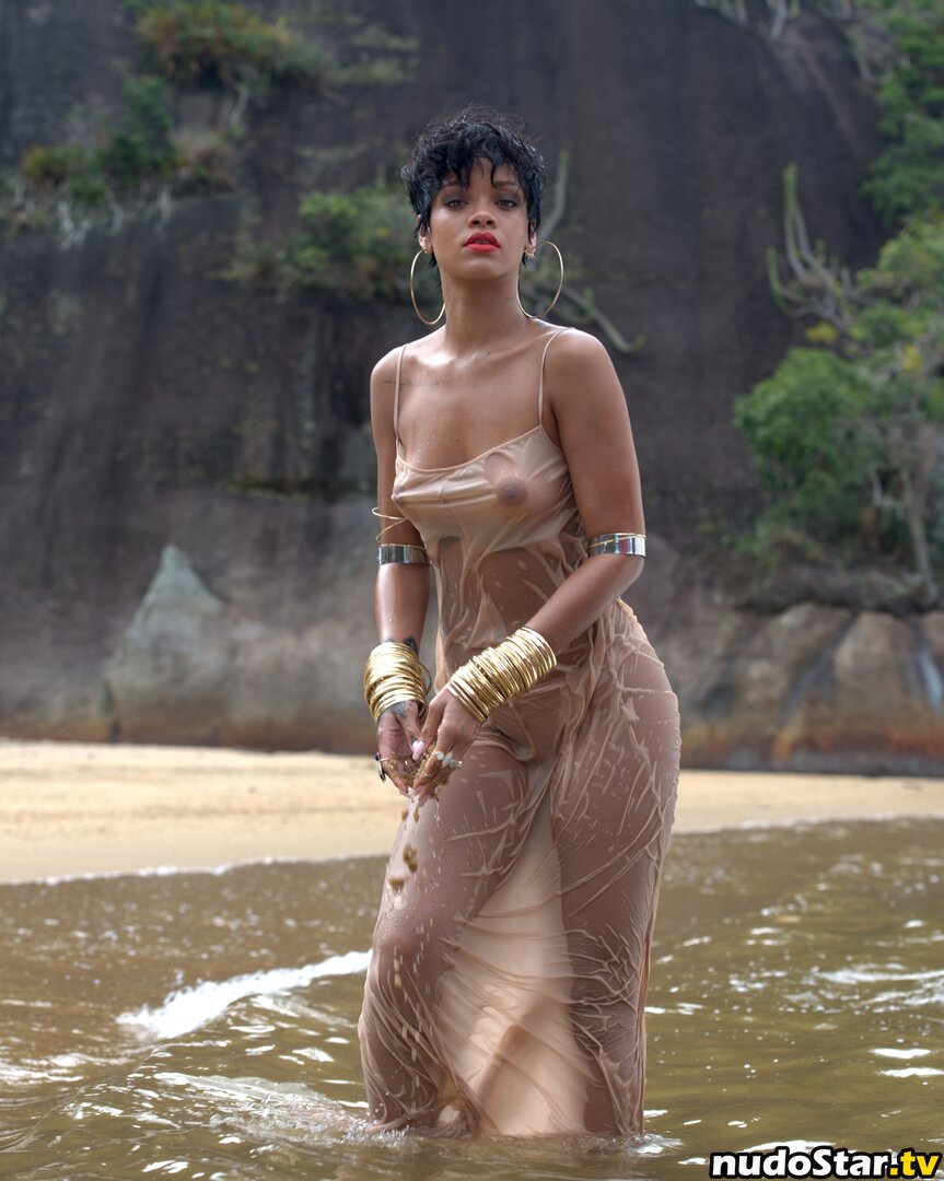 Rihanna / badgalriri Nude OnlyFans Leaked Photo #522