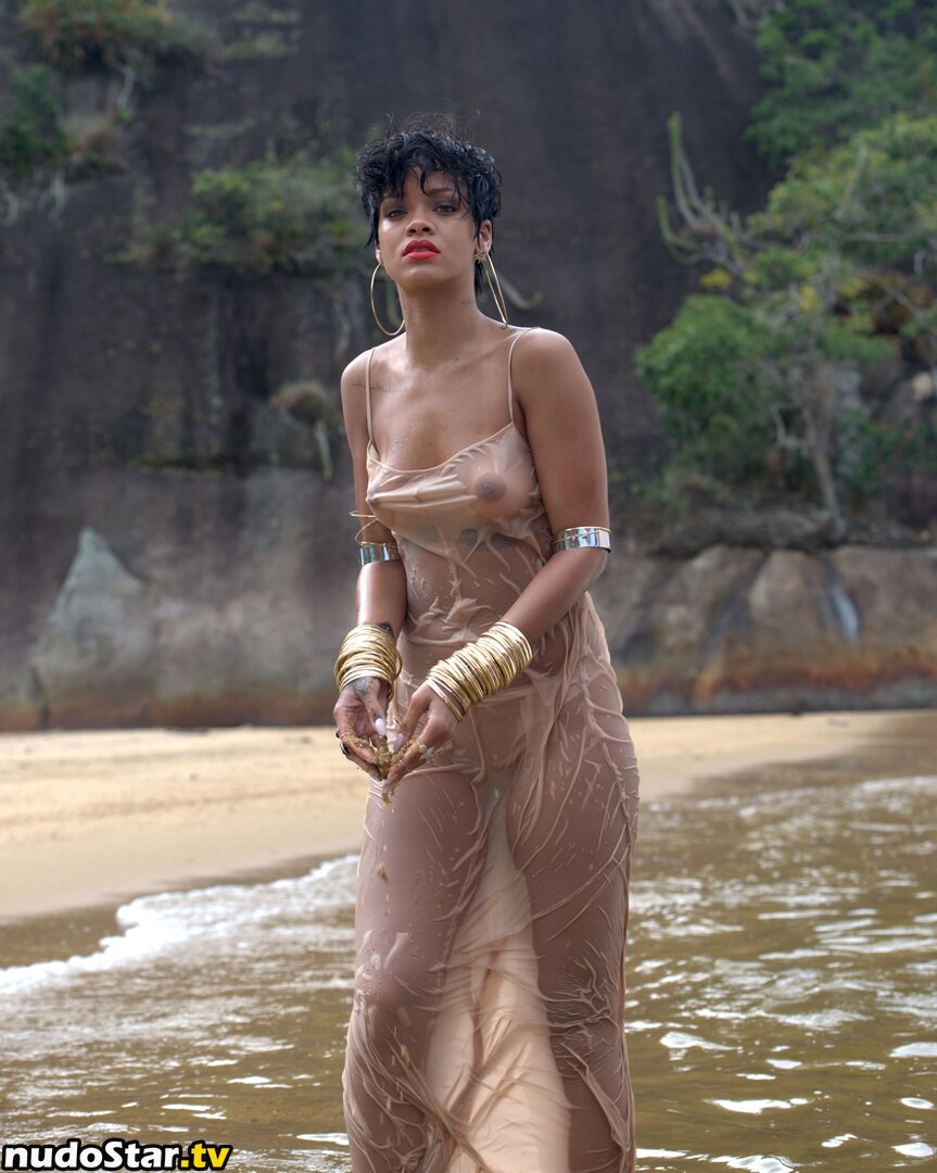 Rihanna / badgalriri Nude OnlyFans Leaked Photo #523